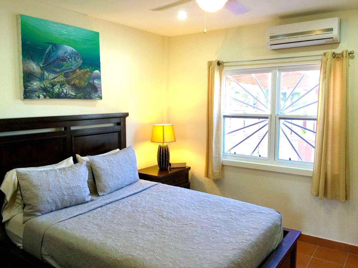 Pura Vida Inn Caye Caulker Buitenkant foto