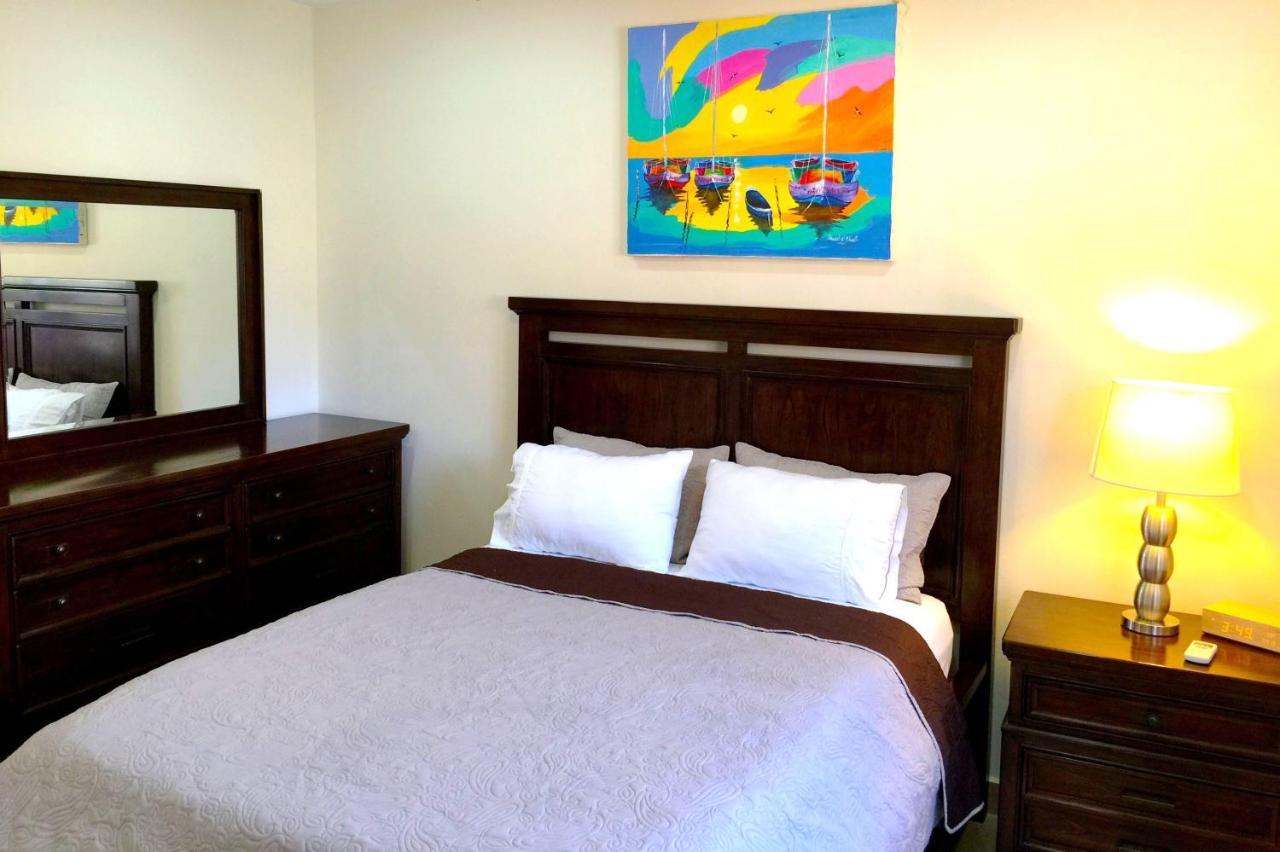 Pura Vida Inn Caye Caulker Buitenkant foto