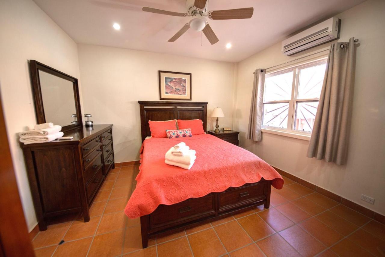 Pura Vida Inn Caye Caulker Buitenkant foto