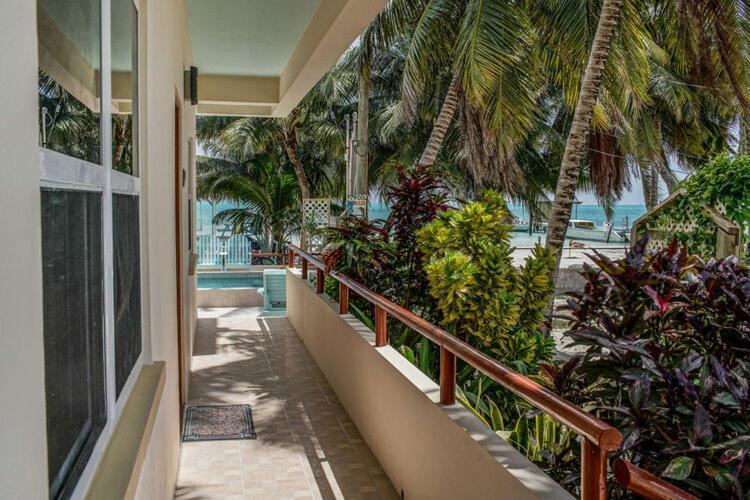Pura Vida Inn Caye Caulker Buitenkant foto